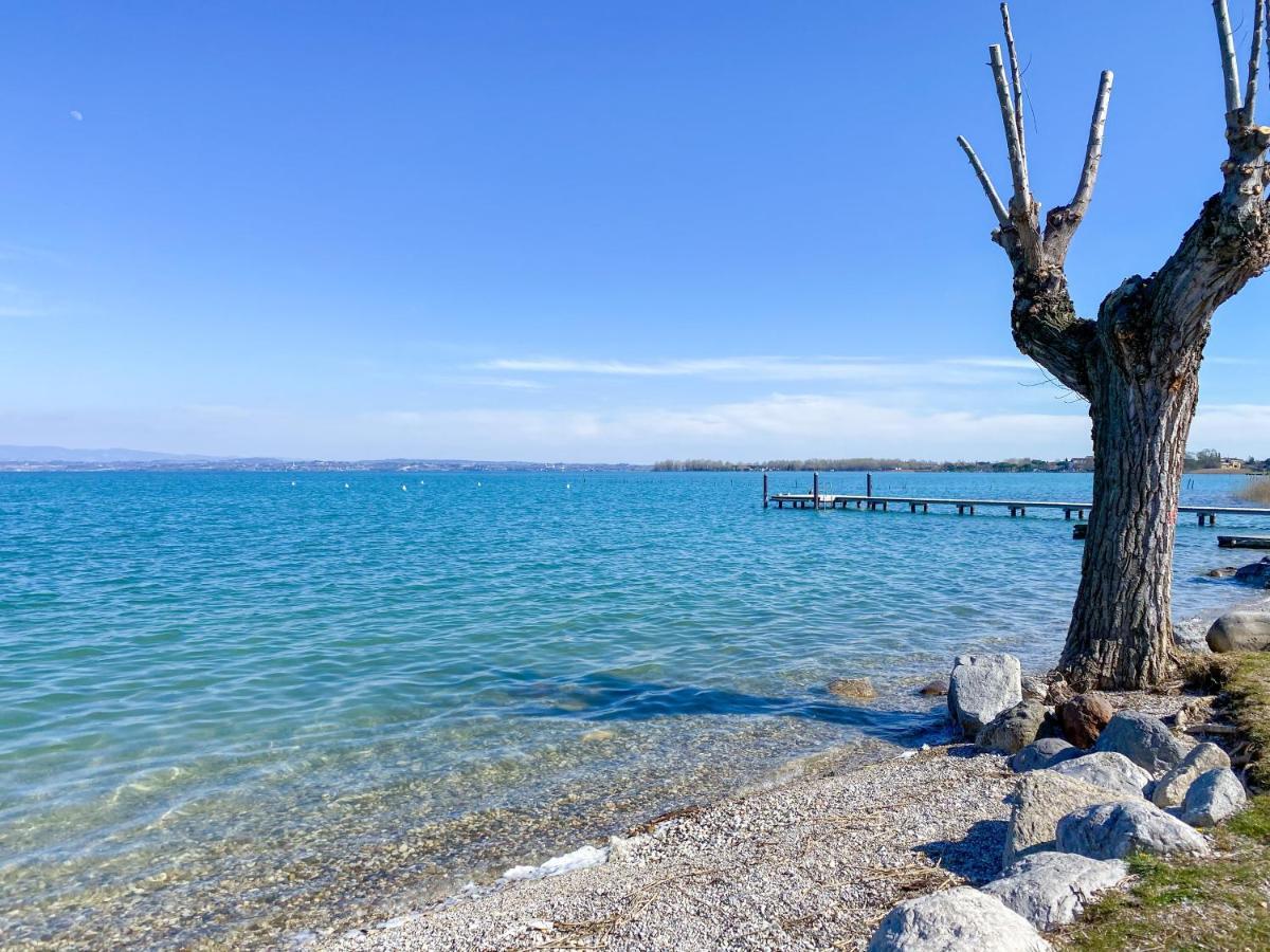 Jolly Apartments Sirmione Exteriör bild
